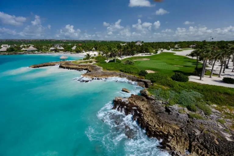 Golf Resorts Overview: Strategic Asset & Travel Guide